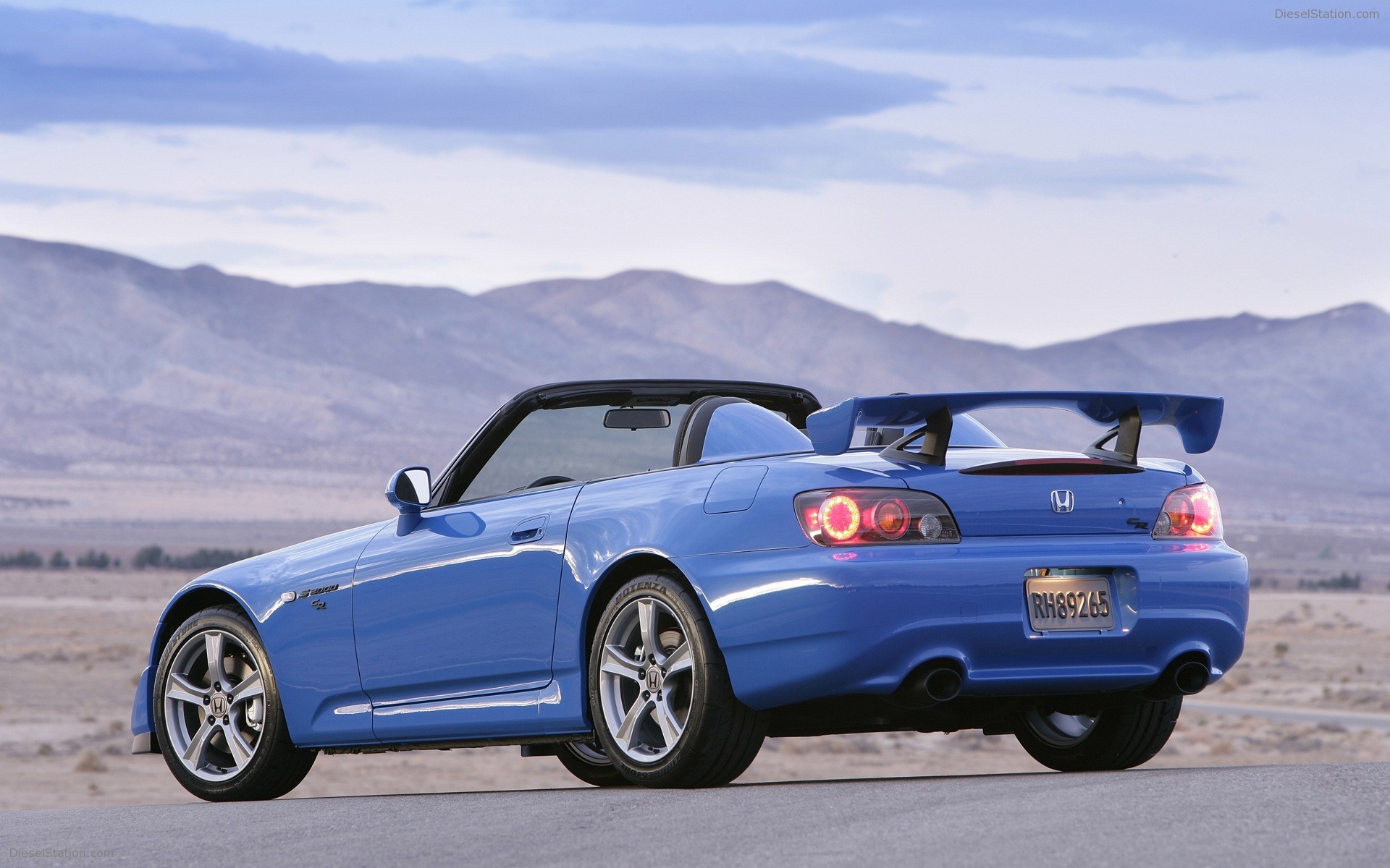 Coming to a Track Near You: Club Racer-Inspired 2008 Honda S2000 CR Coming to a Track Near You: Club Racer-Inspired 2008 Honda S2000 CR